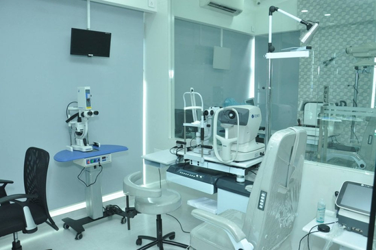 Slider image (7) Global Eye Clinic